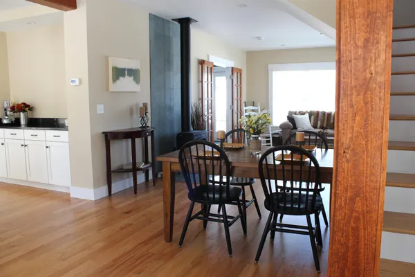 $4,300 | 26 North Main Street, Unit 2, Mont Vernon, NH 03057