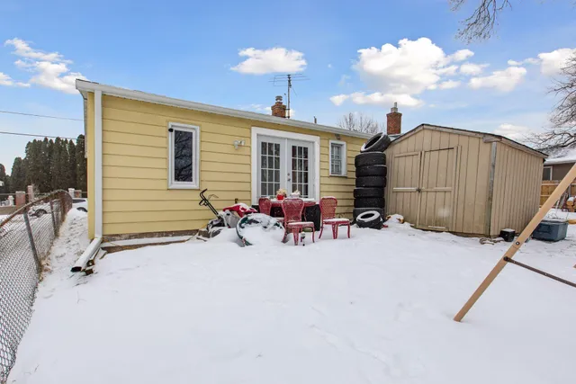 $225,000 | 1241 Barclay Street, St. Paul, MN 55106