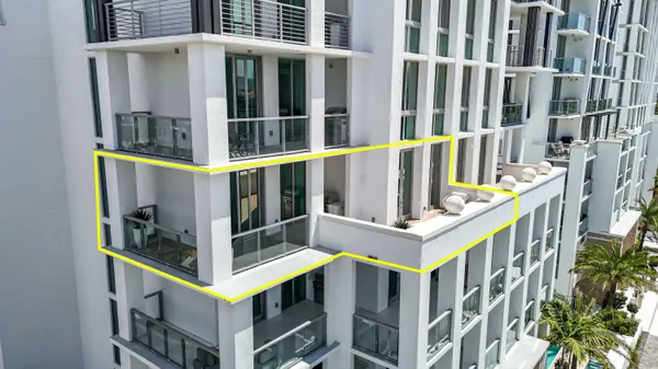 $25,000 | 475 East Royal Palm Road, Unit 506, Boca Raton, FL 33432