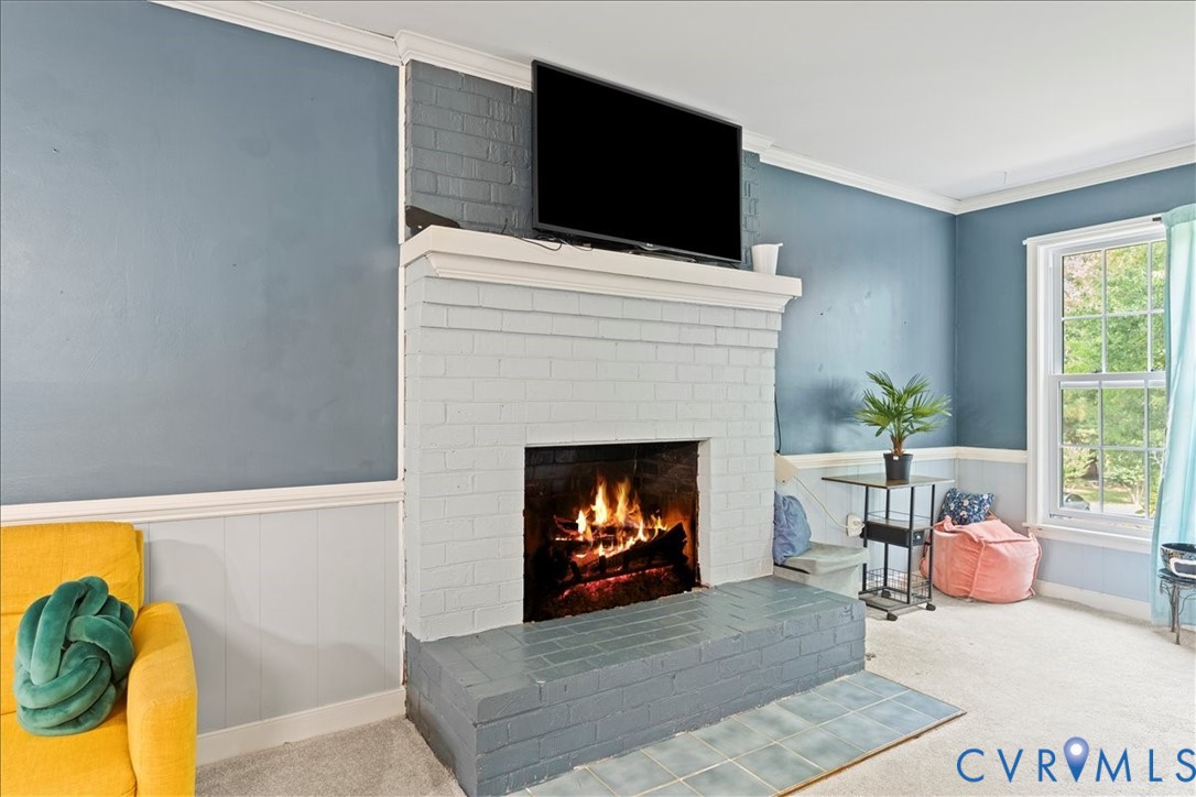 7141 Barkbridge Road Chesterfield, VA 23832 - Photo 14 of 44 Detailed view of crown molding, carpet floors, wai