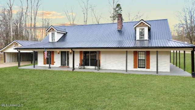 $342,500 | 706 Benford Drive, Fulton, MS 38843