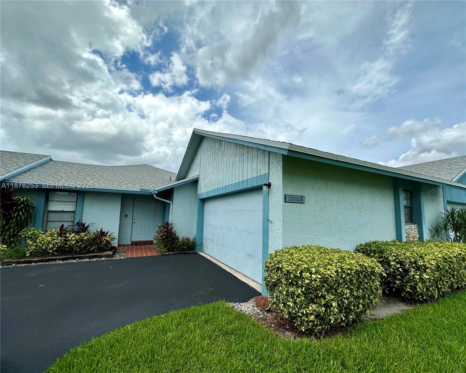 23304 Southwest 58th Avenue, Unit B Boca Raton, FL 33428 - Photo 2 of 32 Gallery Image 2