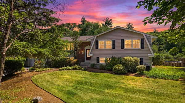 $1,070,000 | 31 Normandy Drive, Sudbury, MA 01776