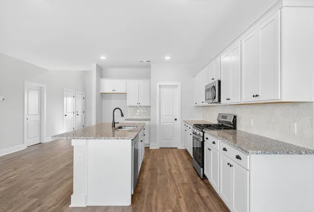 $489,990 | 3911 Trinity Woods Road, Columbia, TN 38401