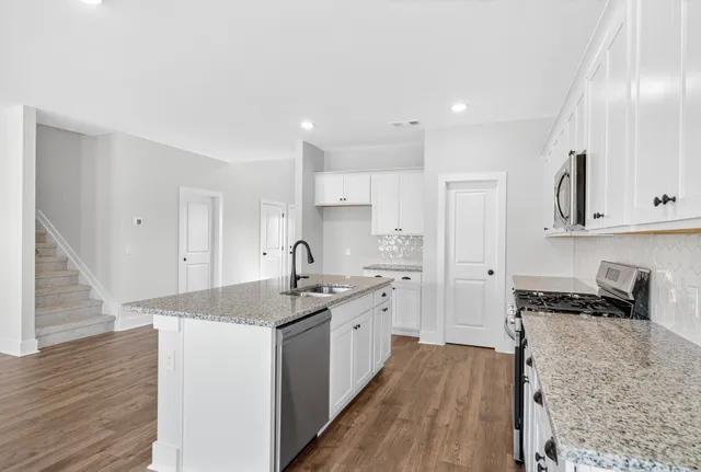 $489,990 | 3911 Trinity Woods Road, Columbia, TN 38401