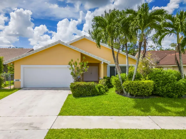 $6,000 | 7572 Silver Woods Court, Boca Raton, FL 33433