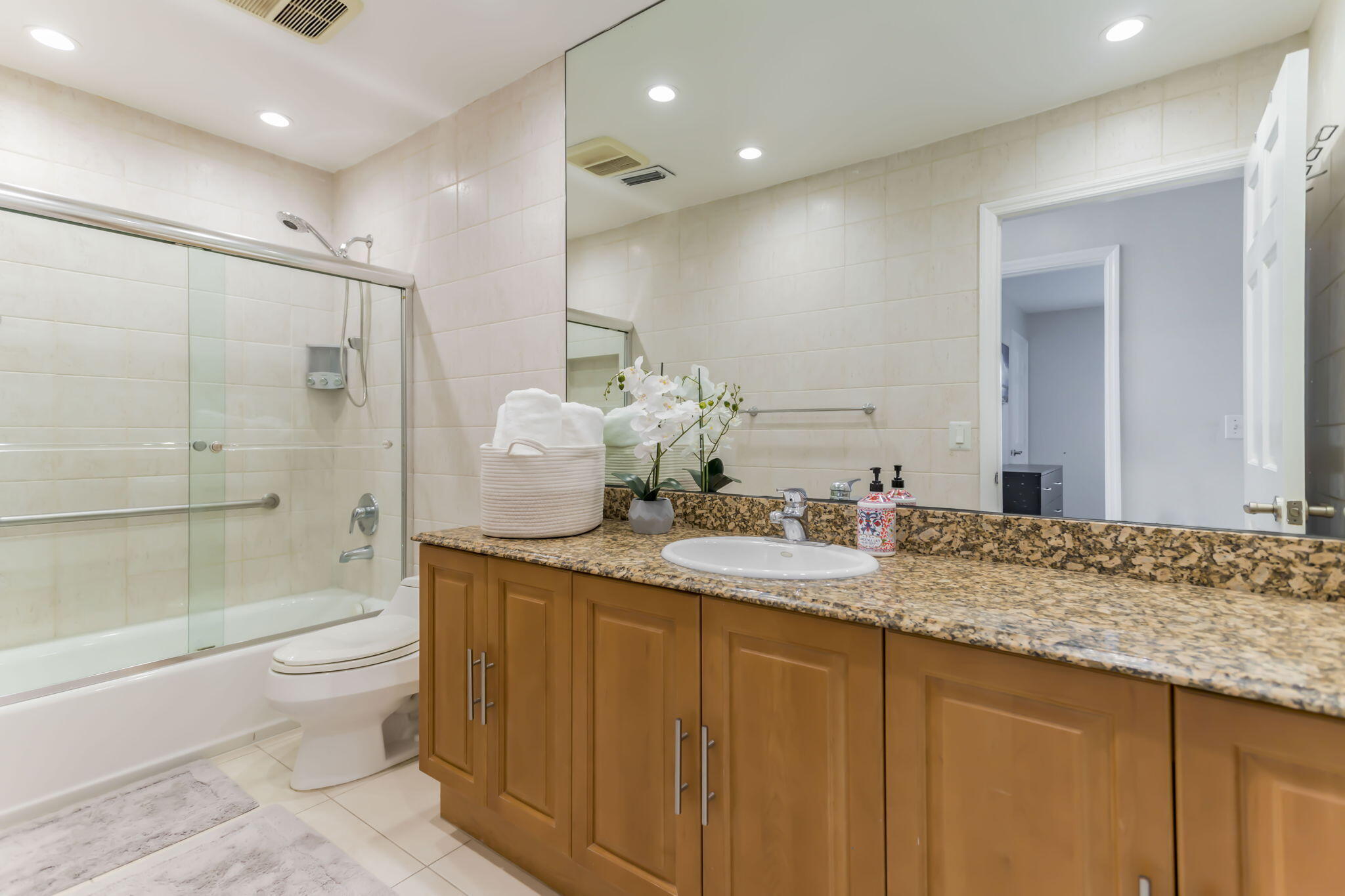 7572 Silver Woods Court Boca Raton, FL 33433 - Photo 13 of 23 8-web-or-mls-08