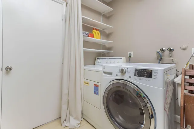 $6,000 | 7572 Silver Woods Court, Boca Raton, FL 33433