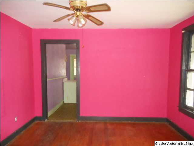 110 Wickstead Road Bessemer, AL 35023 - Photo 3 of 8