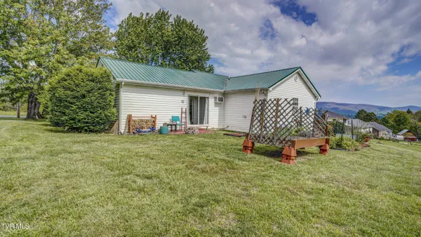 $346,500 | 2545 Siam Road, Elizabethton, TN 37643