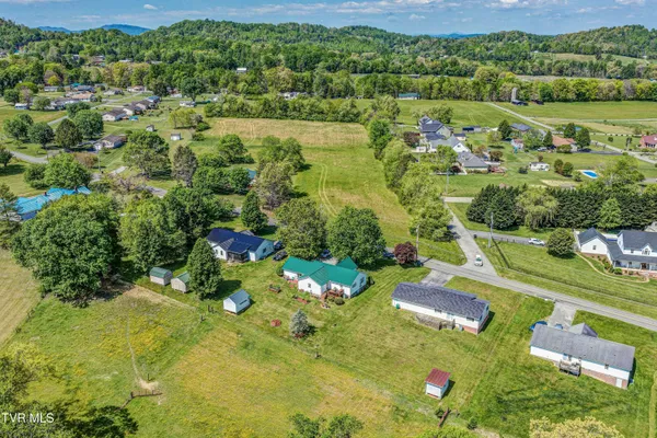 $346,500 | 2545 Siam Road, Elizabethton, TN 37643
