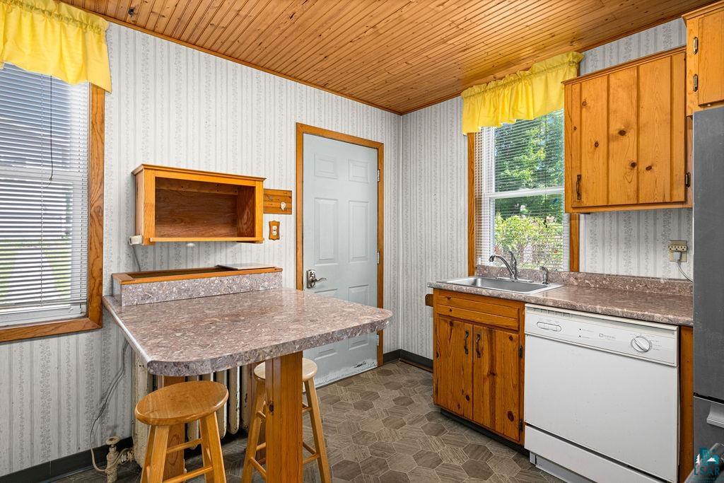 815 East 7th Street Duluth, MN 55805 - Photo 17 of 39