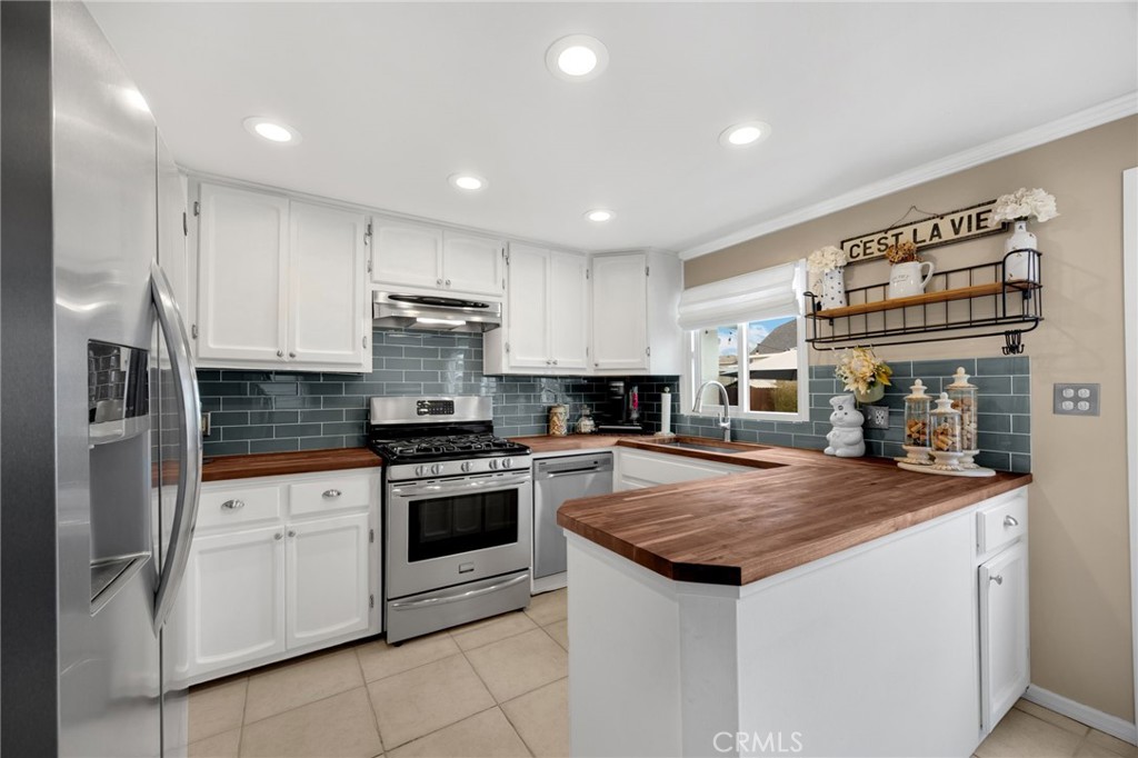 205 East Elm Street Brea, CA 92821 - Photo 9 of 26