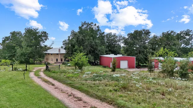 $1,500,000 | 144 Century Lane, Bellville, TX 77418