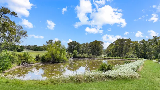 $1,500,000 | 144 Century Lane, Bellville, TX 77418