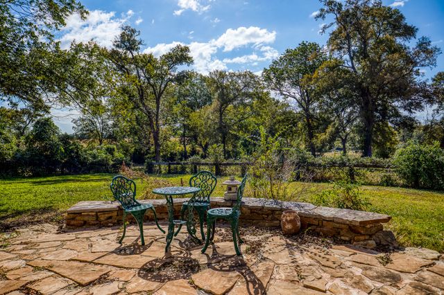 $1,500,000 | 144 Century Lane, Bellville, TX 77418