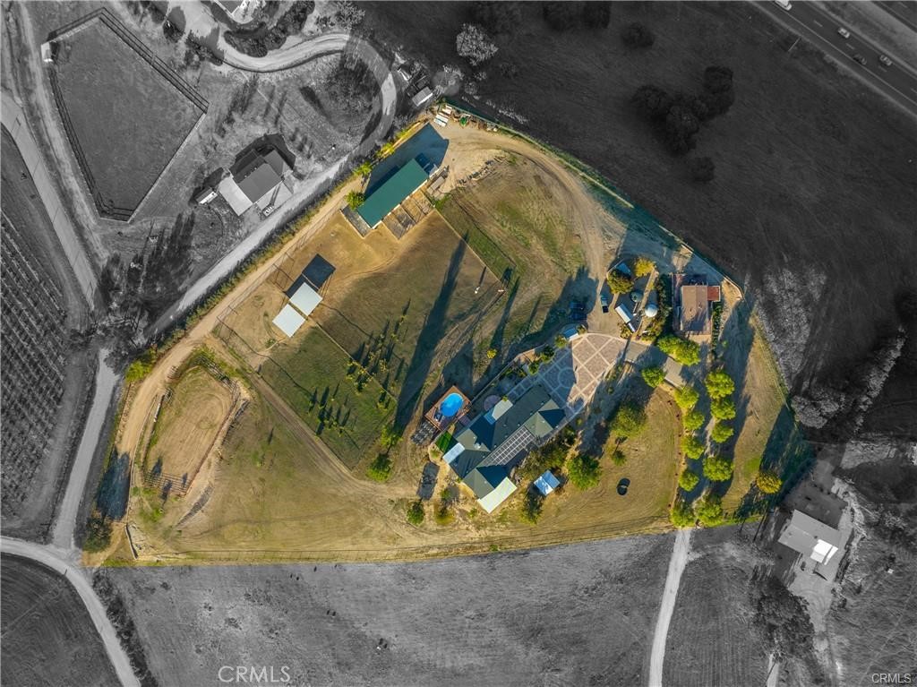 8580 Warren Road Paso Robles, CA 93446 - Photo 49 of 64 Gallery Image 49
