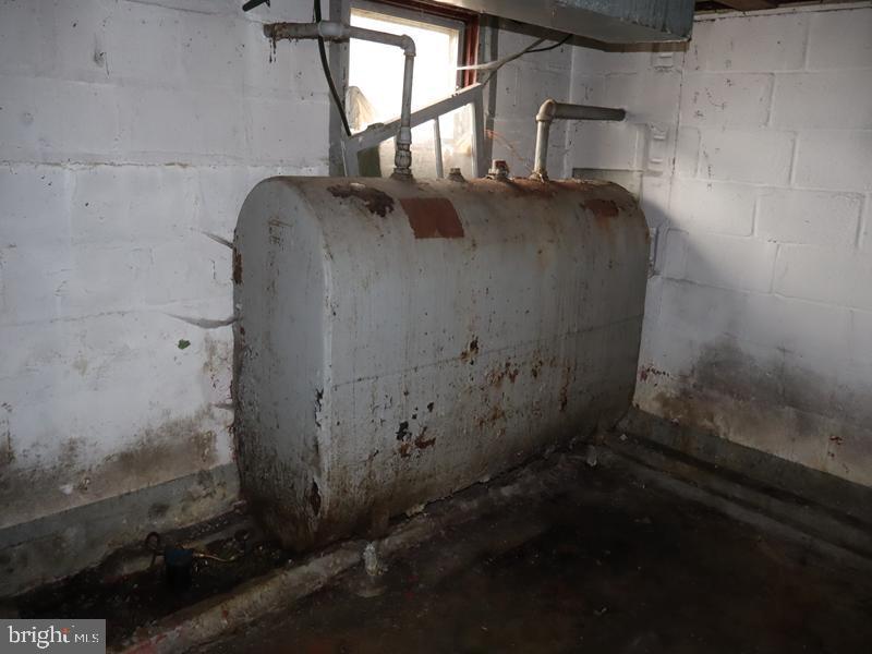 352 Roosevelt Avenue Lindenwold, NJ 08021 - Photo 19 of 21 a view of storage and utility room