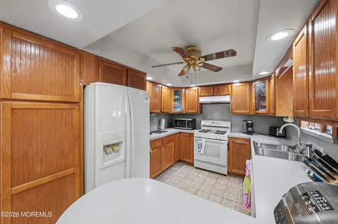 $450,000 | 1301 Oakdale Street, Toms River, NJ 08757