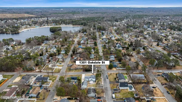 $450,000 | 1301 Oakdale Street, Toms River, NJ 08757