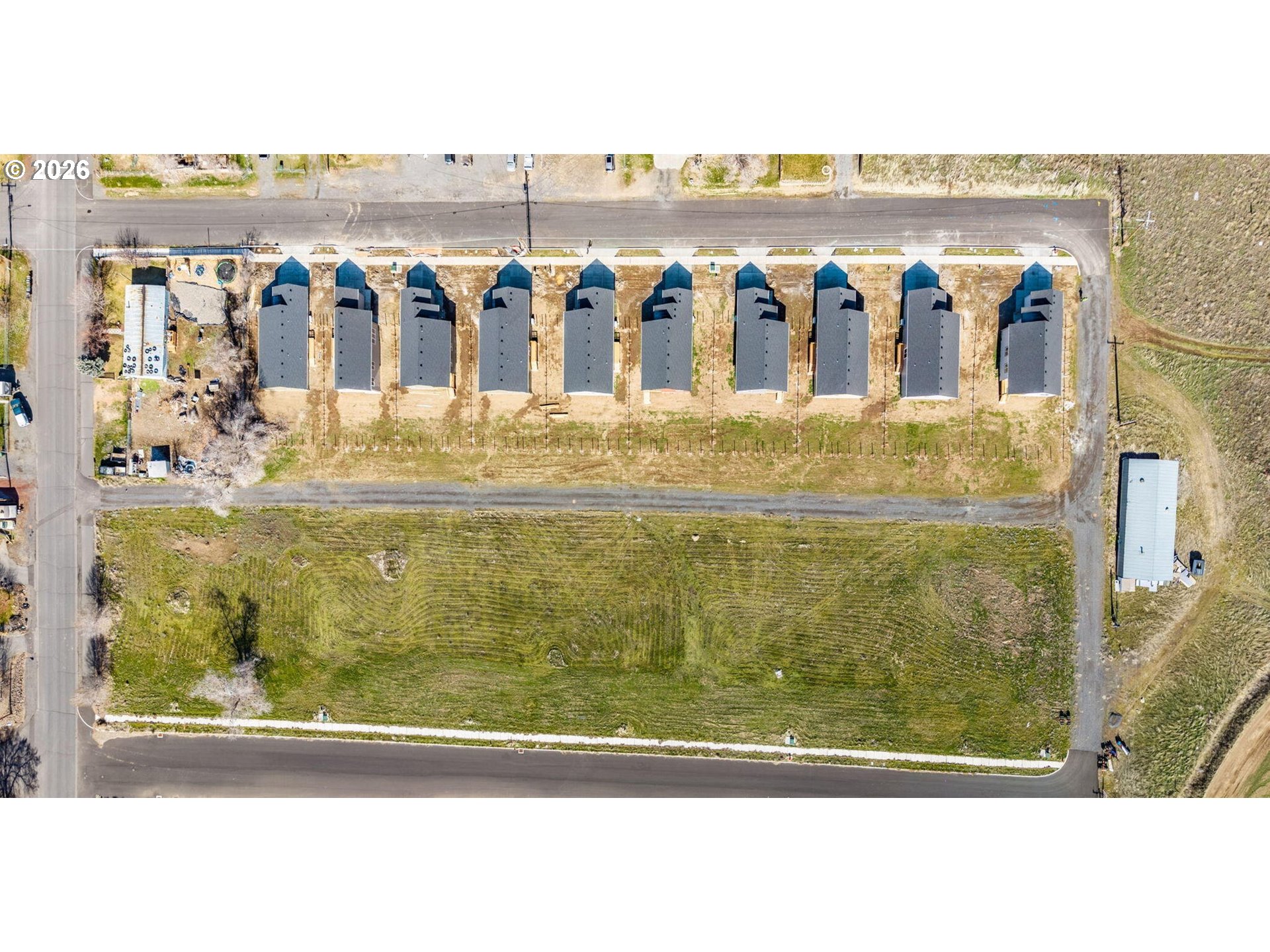 512 Southwest 6th Street Madras, OR 97741 - Photo 4 of 15 a view of a balcony