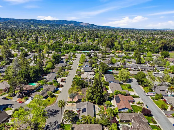 $3,500,000 | 18813 Westview Drive, Saratoga, CA 95070