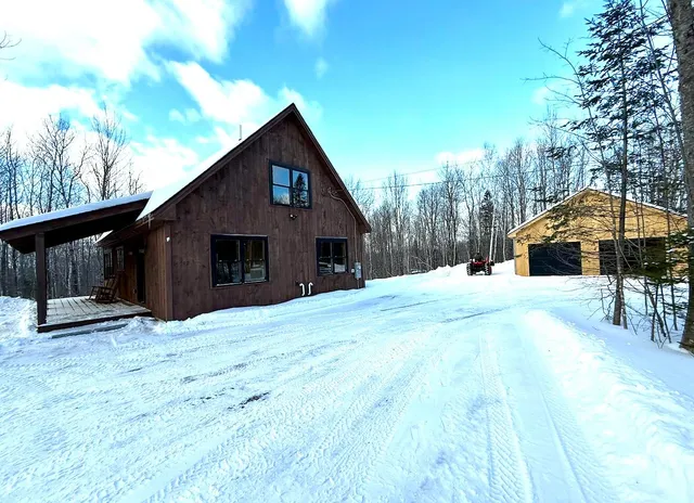 $579,000 | 1 Mountain View Lane, Shirley, ME 04485