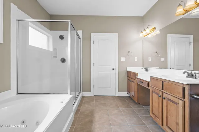 $472,000 | 10080 Green Forest Drive, Hernando, MS 38632