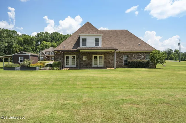 $472,000 | 10080 Green Forest Drive, Hernando, MS 38632