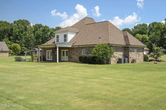 $472,000 | 10080 Green Forest Drive, Hernando, MS 38632