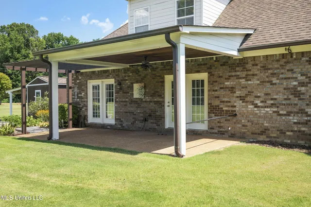 $472,000 | 10080 Green Forest Drive, Hernando, MS 38632