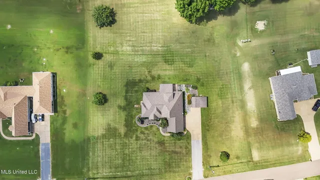 $472,000 | 10080 Green Forest Drive, Hernando, MS 38632