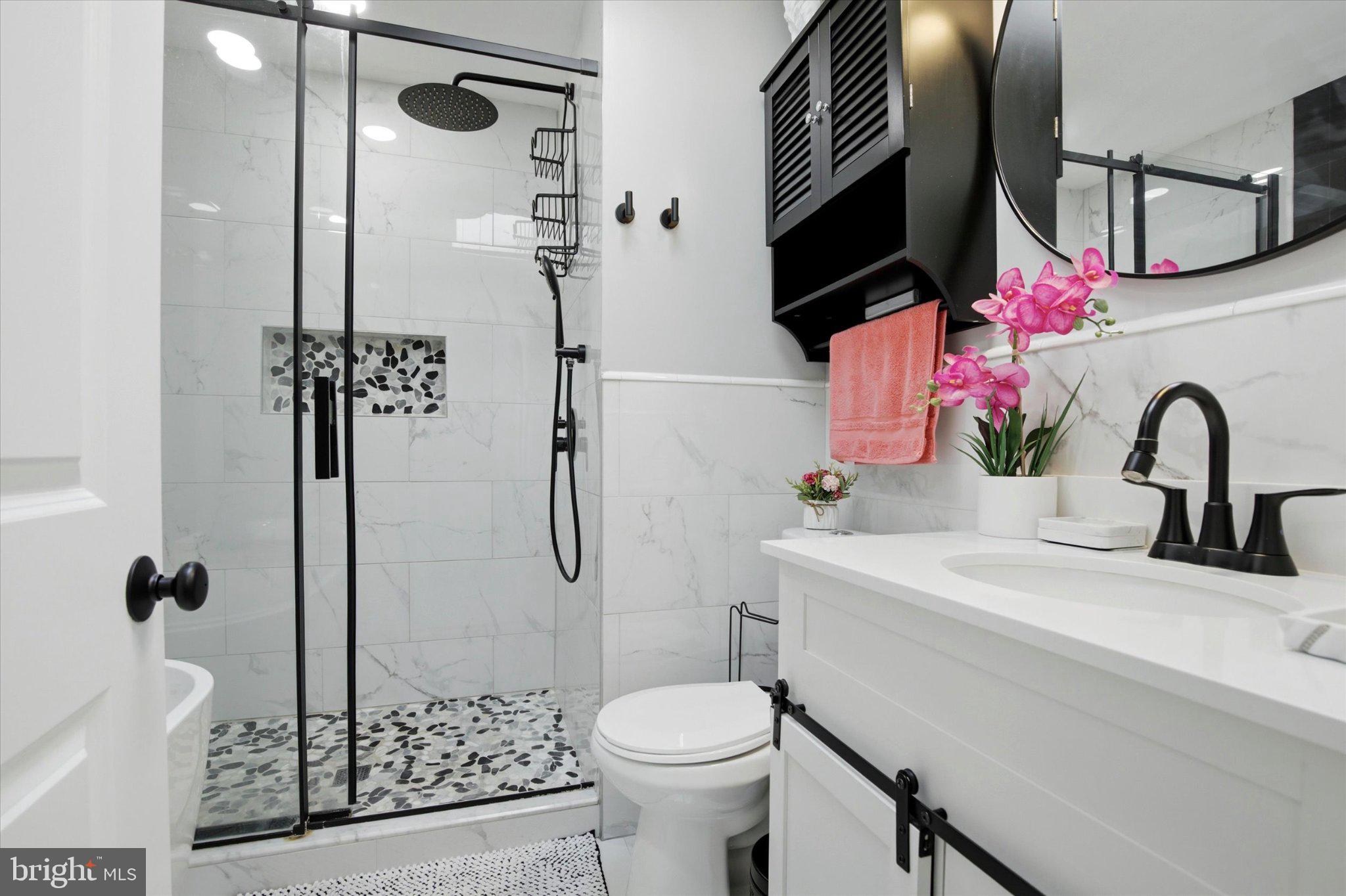 7450 Beverly Road Philadelphia, PA 19138 - Photo 15 of 29