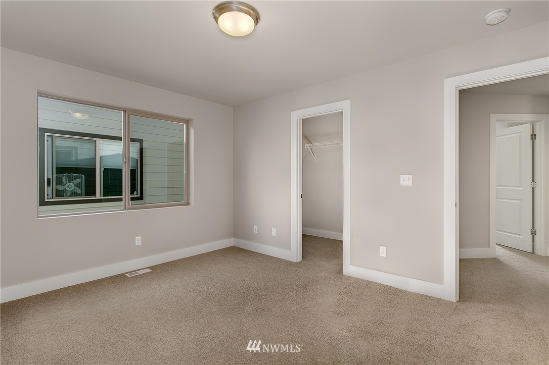5127 Northeast 11th Place Renton, WA 98059 - Photo 19 of 23