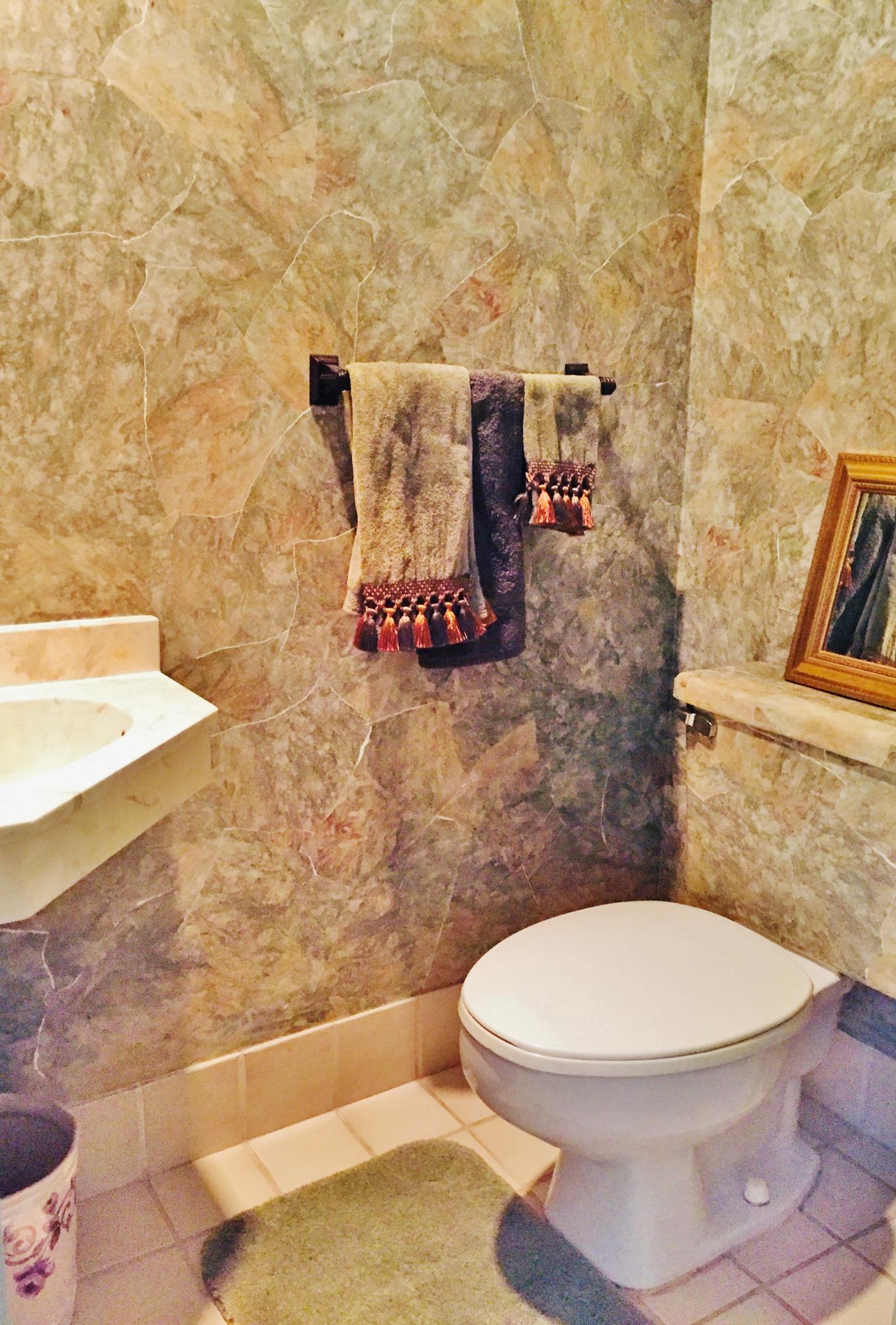 9748 Boca Gardens Parkway, Unit B Boca Raton, FL 33496 - Photo 13 of 27 Powder Room