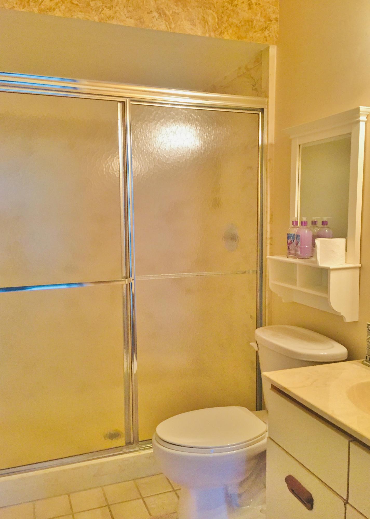 9748 Boca Gardens Parkway, Unit B Boca Raton, FL 33496 - Photo 15 of 27 Bathroom # 2