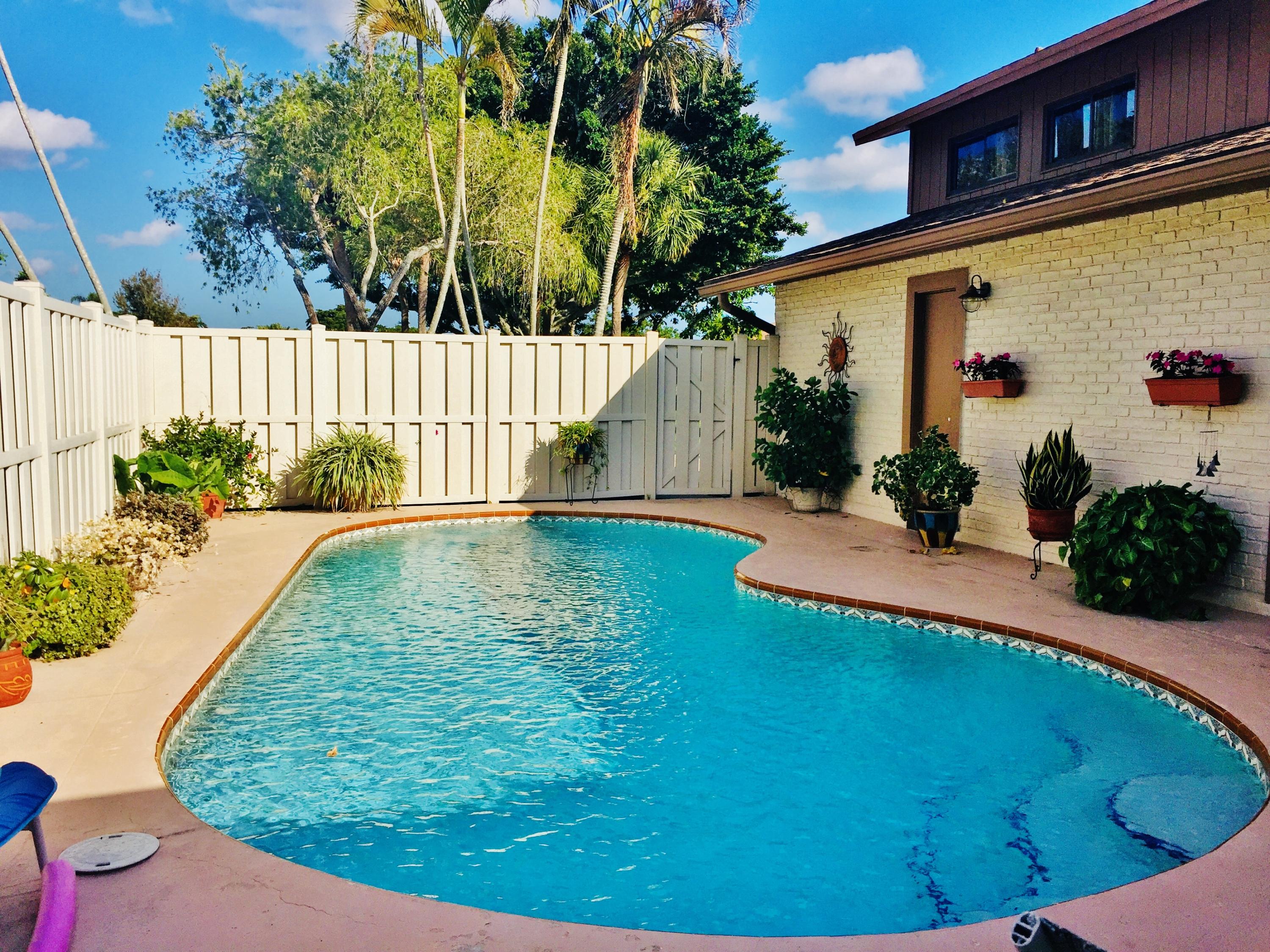 9748 Boca Gardens Parkway, Unit B Boca Raton, FL 33496 - Photo 22 of 27 Pool