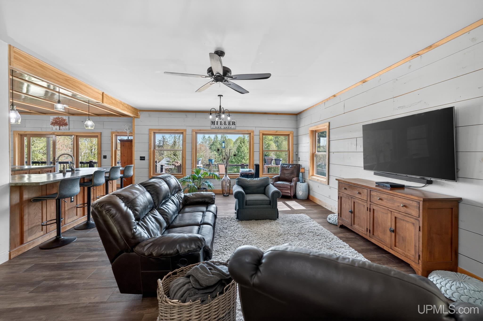 330 Little Lake Road Marquette, MI 49855 - Photo 12 of 73