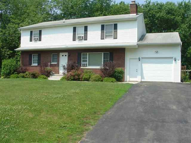 89 Beacon Road Bethlehem, NY 12077 - Photo 1 of 12 Photo 1