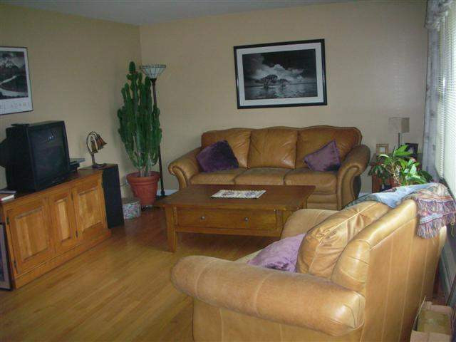 89 Beacon Road Bethlehem, NY 12077 - Photo 2 of 12 Photo 2