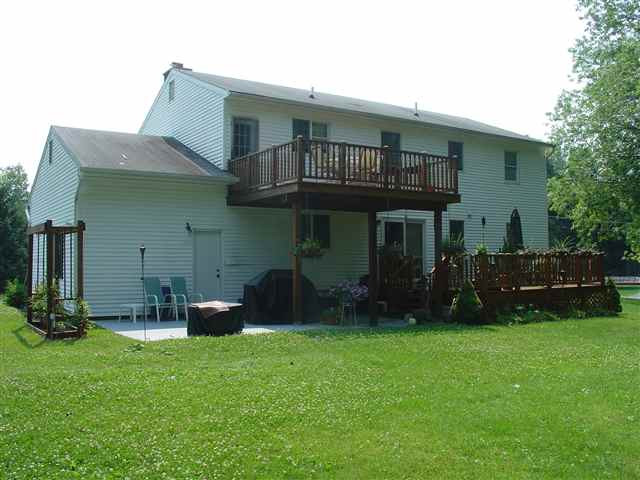 89 Beacon Road Bethlehem, NY 12077 - Photo 8 of 12 Photo 8