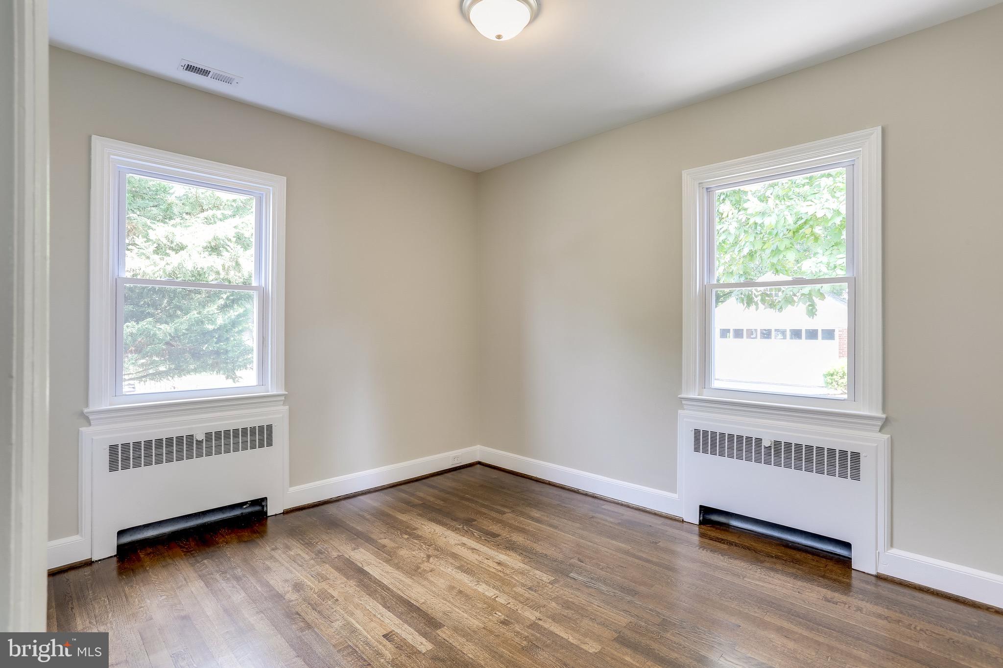3505 St James Road Baltimore, MD 21244 - Photo 22 of 32 3rd bedroom