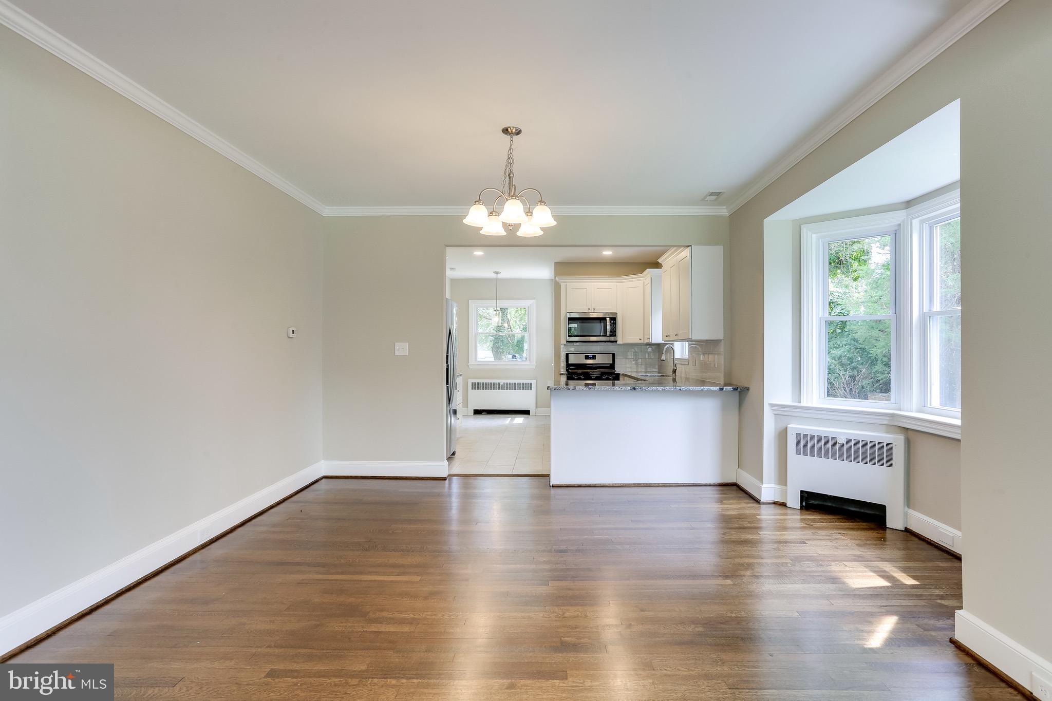 3505 St James Road Baltimore, MD 21244 - Photo 8 of 32 Separate dining room