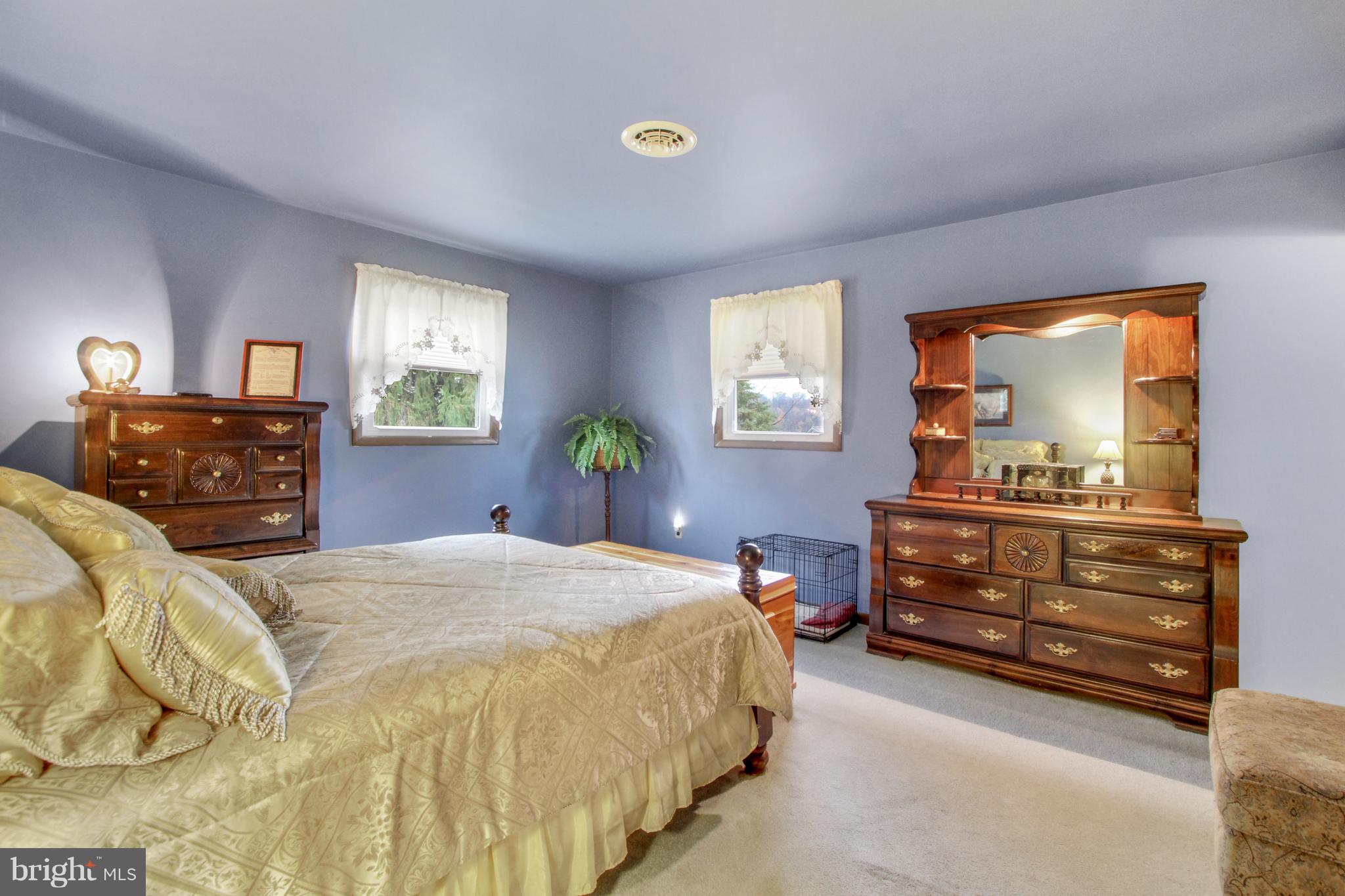 1035 Witmer Road York, PA 17406 - Photo 12 of 25 Gallery Image 12