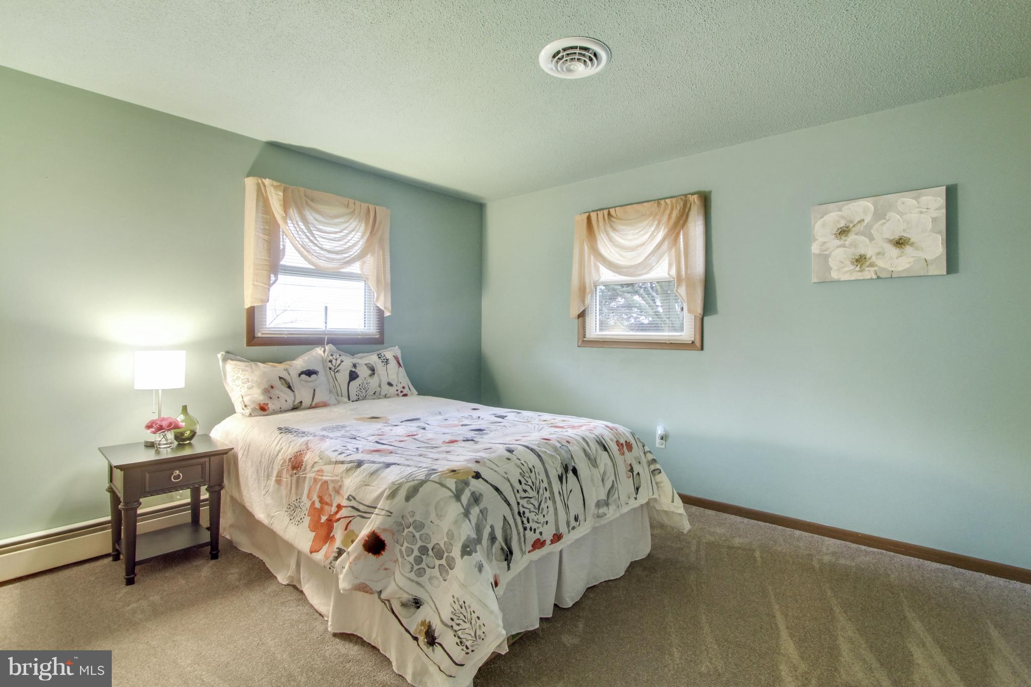 1035 Witmer Road York, PA 17406 - Photo 15 of 25 Gallery Image 15