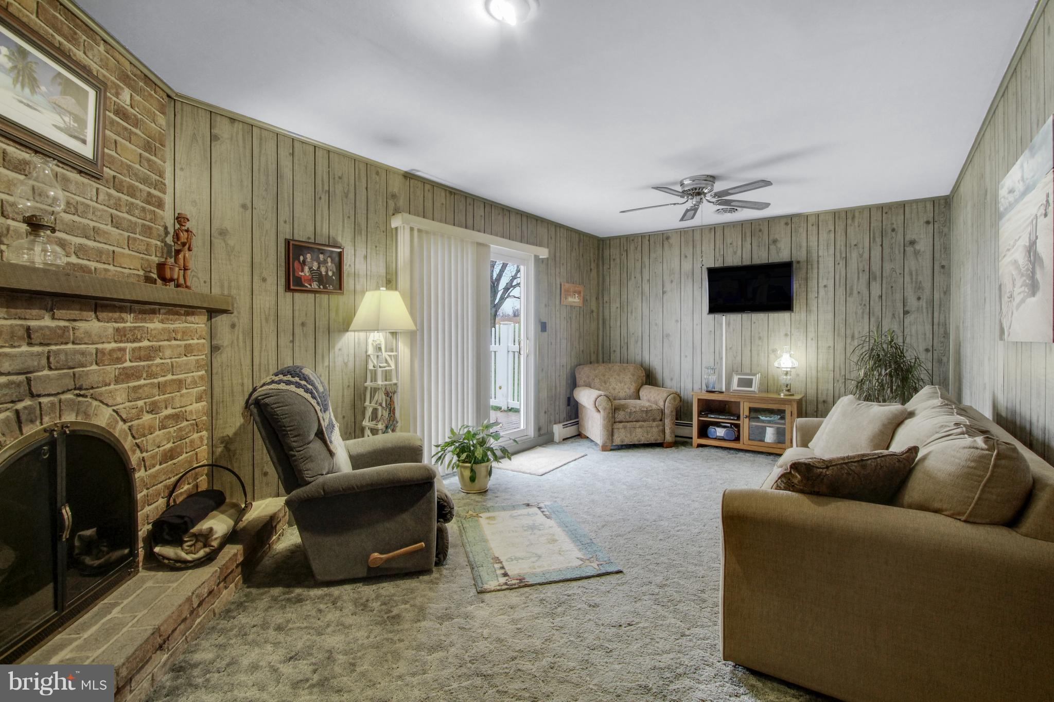 1035 Witmer Road York, PA 17406 - Photo 10 of 25 Gallery Image 10