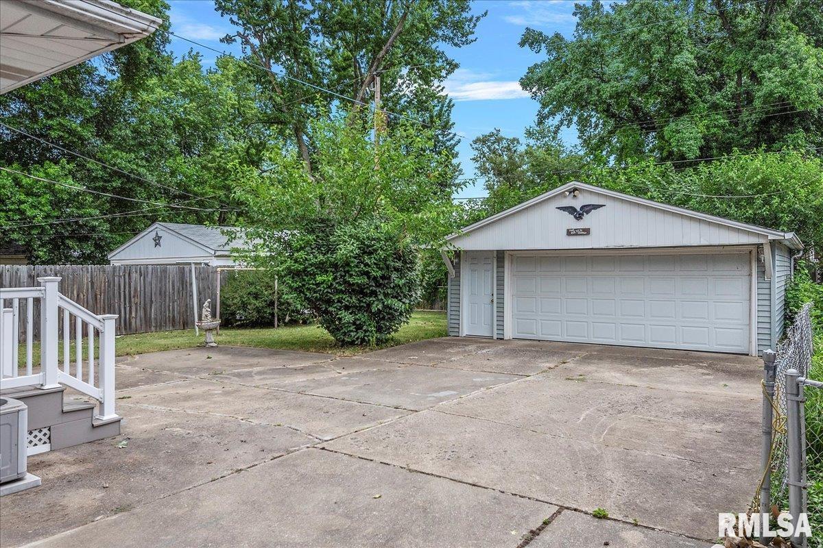 3600 Lancaster Road Springfield, IL 62703 - Photo 29 of 32