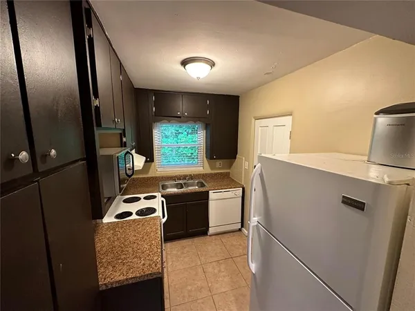 $1,475 | 1633 East Livingston Street, Orlando, FL 32803