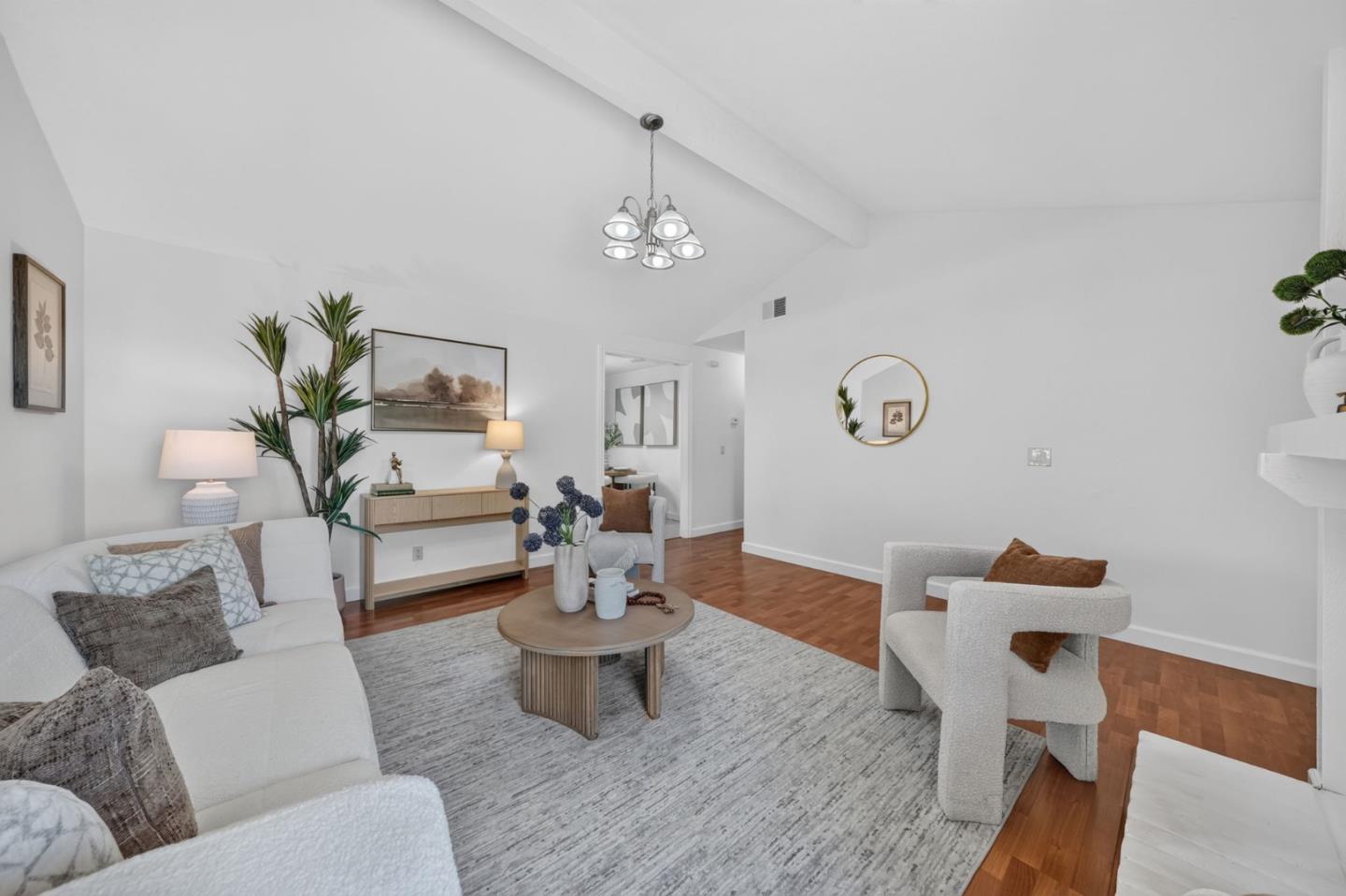 2422 Ridgeglen Way San Jose, CA 95133 - Photo 6 of 53 Gallery Image 6