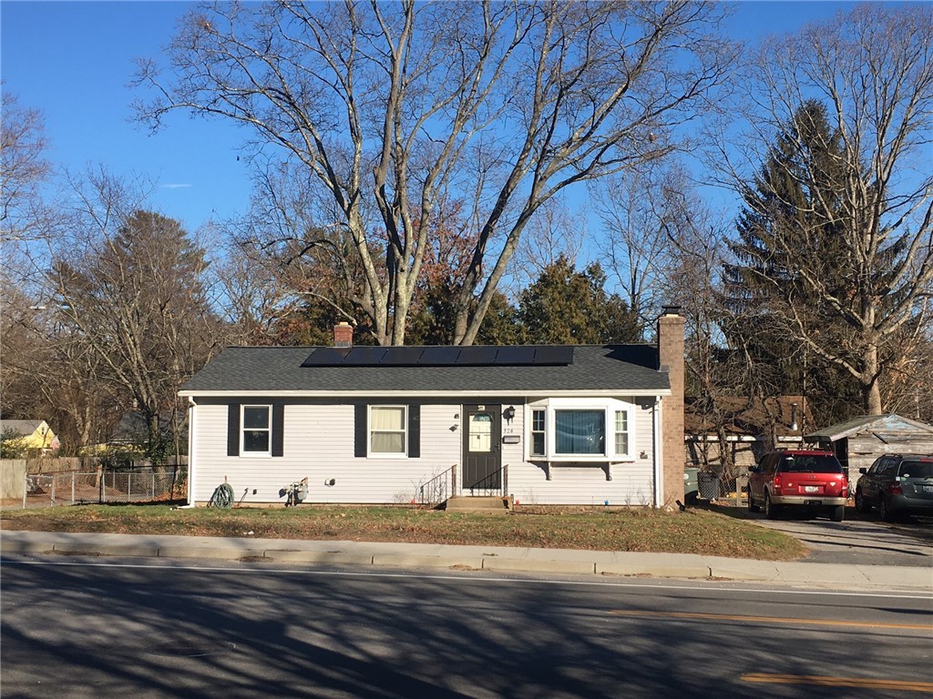 326 Arnold Road Coventry, RI 02816 - Photo 1 of 9